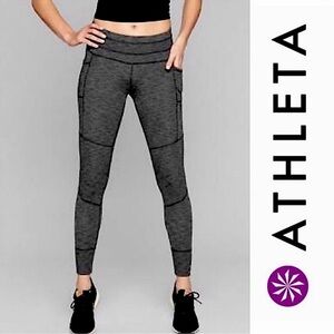 Athleta Excursion Tight  Leggings Stash Leg Pockets Size Small